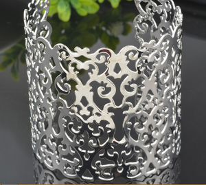 Hollow heart design small cuffs - 2 colors