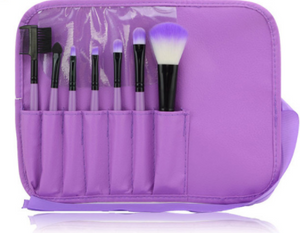 Make up brush 7 set in a trendy colored pouch