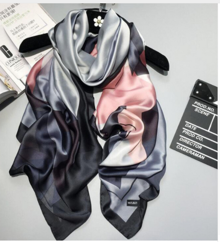 2017 luxury silk scarf