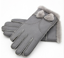 Leather gloves for ladies