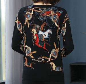 Horse carriage print sweater