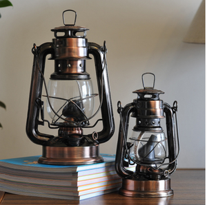 Mediterranean style Hurricane lamp