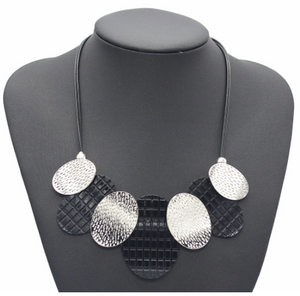 Round shield metal pendant necklace