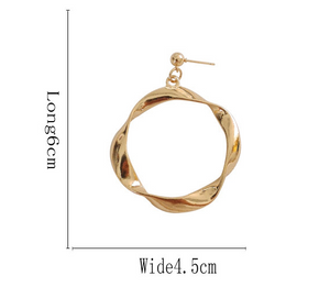 The Twisted hoops - 2 colors