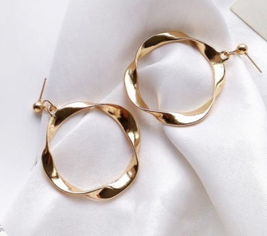 The Twisted hoops - 2 colors