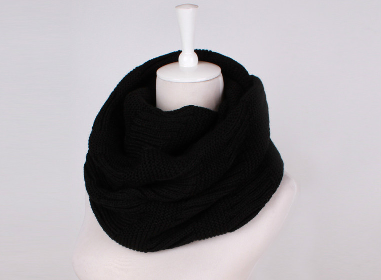 Crotchet warm neck scarf/stole