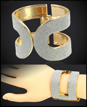 Curvy Zirconia cuffs